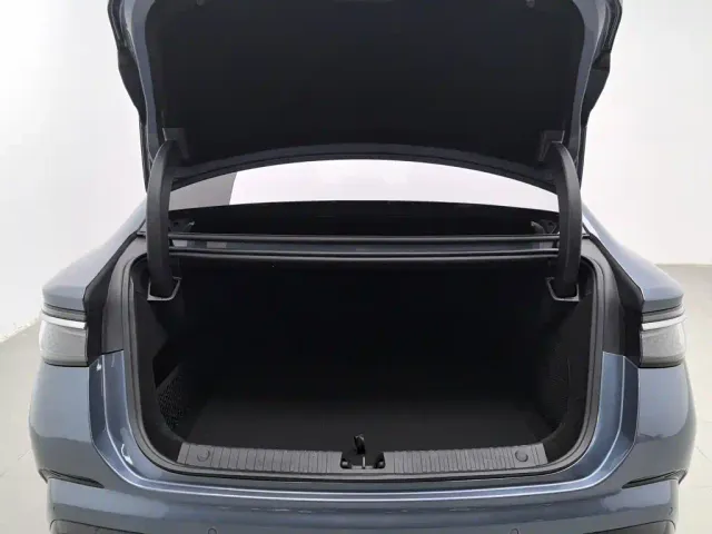 BYD Seal 07 DM-i — Фото автомобиля 16