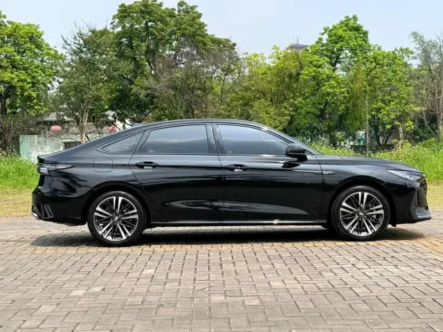 Chery Arrizo 8 — Фото автомобиля 24