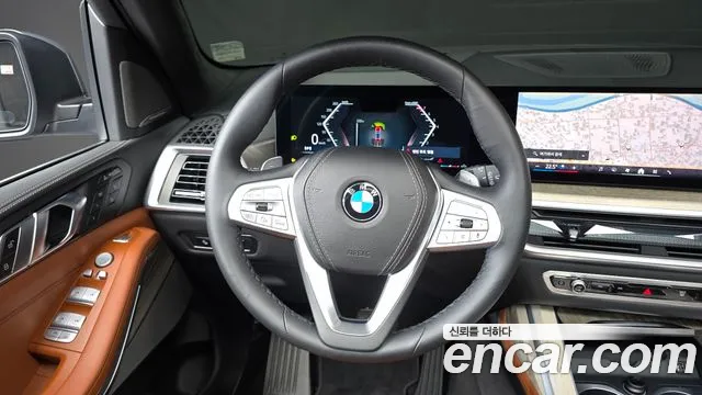 BMW X7 — Фото автомобиля 10