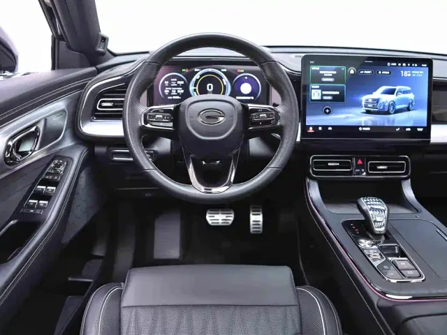 GAC Trumpchi GS8 — Фото автомобиля 17