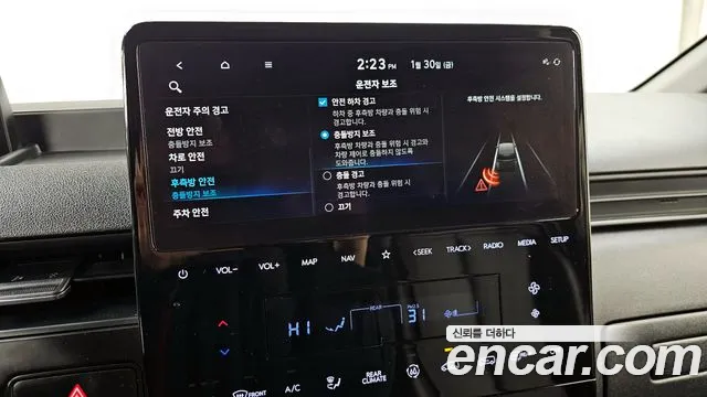 Hyundai Staria Staria 4WD Tourer 9 мест — Фото автомобиля 18
