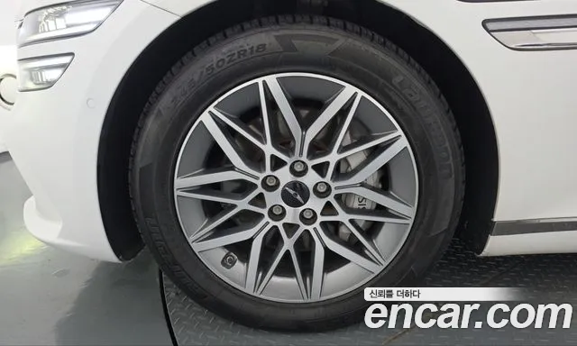 Genesis G80 RG3 — Фото автомобиля 5