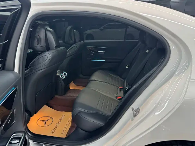 Mercedes-Benz C-Class — Фото автомобиля 15