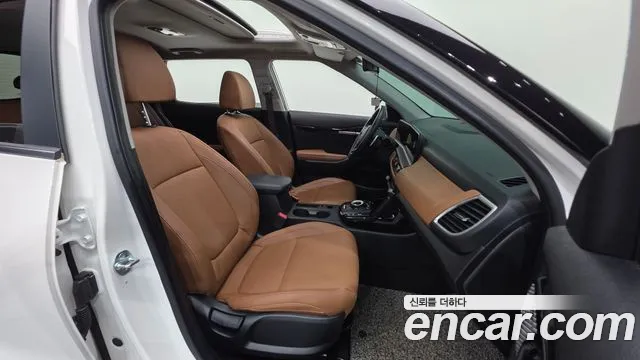 Kia Seltos Новый Seltos Бензин 2.0 2WD — Фото автомобиля 10