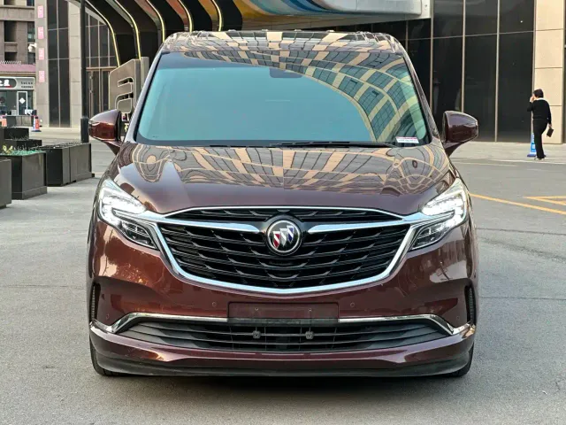 Buick GL8 — Фото автомобиля 2
