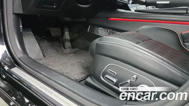 Genesis G90 — Фото автомобиля 24