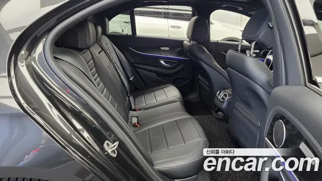 Mercedes-Benz E-Class W213 — Фото автомобиля 18