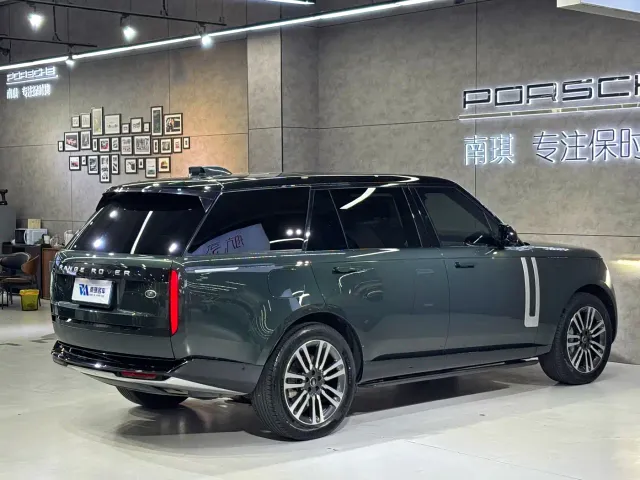 Land Rover Range Rover — Фото автомобиля 16
