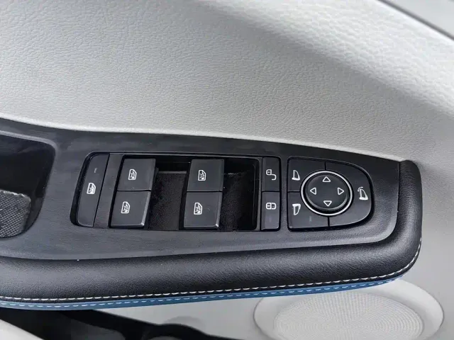 BYD Yuan Pro — Фото автомобиля 9