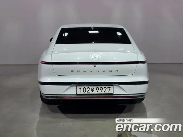 Hyundai Grandeur GN7 — Фото автомобиля 5