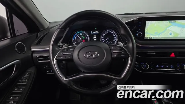 Hyundai Sonata — Фото автомобиля 14
