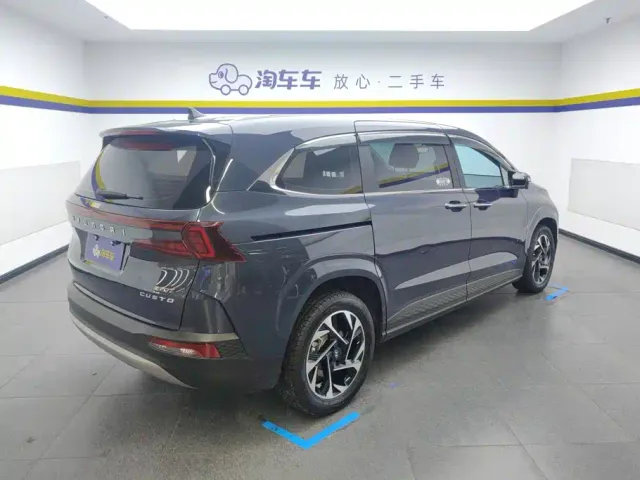 Hyundai Custo — Фото автомобиля 3
