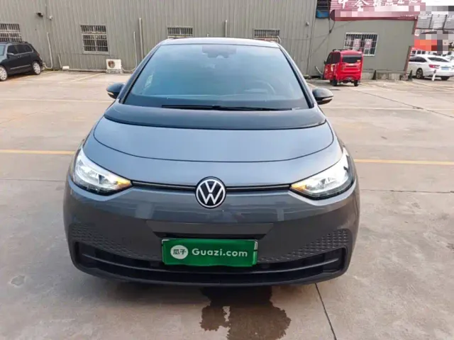 Volkswagen ID.3 — Фото автомобиля 2