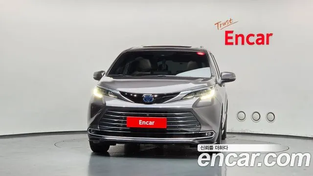 Toyota Sienna 4th Gen — Фото автомобиля 3