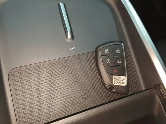 Buick LaCrosse — Фото автомобиля 8