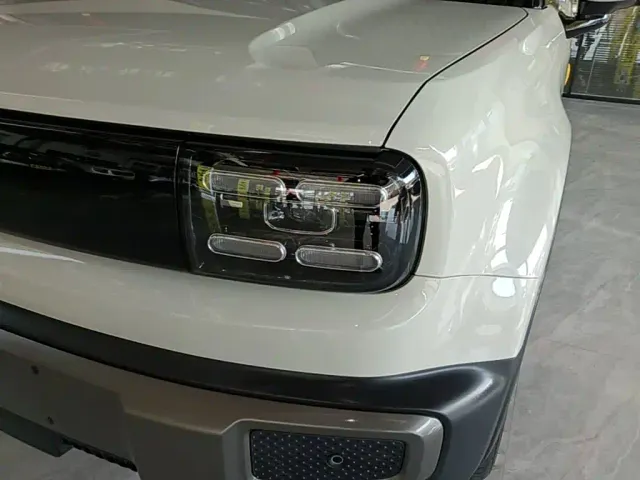 Baojun Yep Plus — Фото автомобиля 23