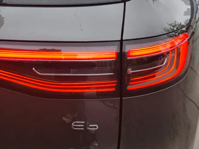 Geely Galaxy E5 — Фото автомобиля 10
