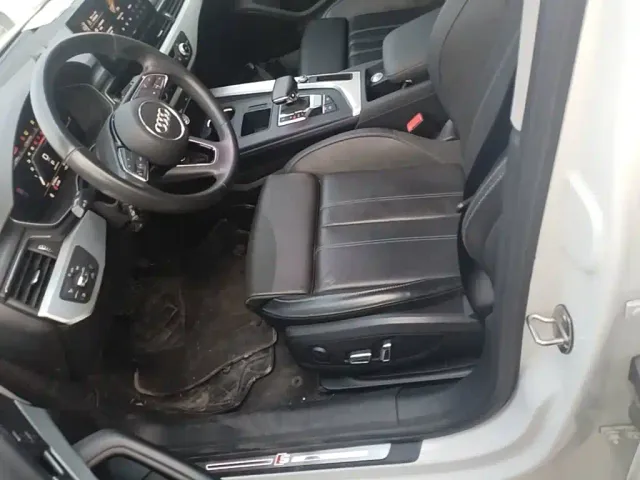 Audi A4L — Фото автомобиля 14