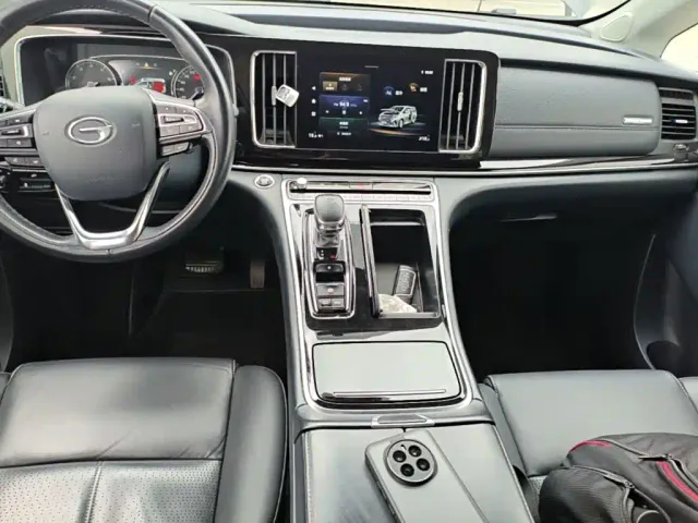 GAC Trumpchi M8 — Фото автомобиля 12