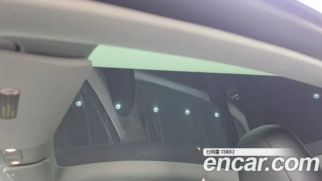 Tesla Model Y — Фото автомобиля 18