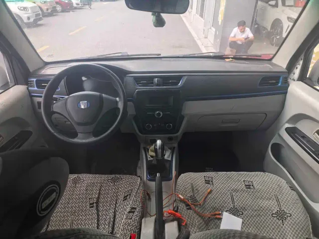 Yuan Cheng Yuan Cheng E5 2022 E5L Pure Electric Van Guoxuan 39.9kWh — Фото автомобиля 9