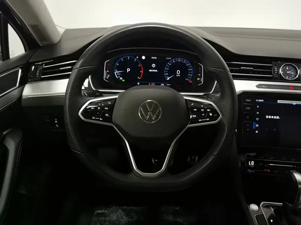 Volkswagen Magotan 2023 Model 2 Million Commemorative Edition 330TSI DSG Luxury — Фото автомобиля 11