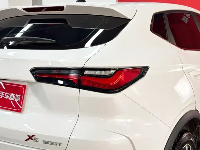 Changan Oushang X5 — Фото автомобиля 9