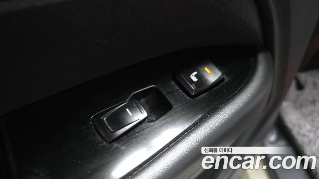 KG_Mobility_Ssangyong Rexton Новый Rexton Sport Khan Дизель 2.2 4WD — Фото автомобиля 19