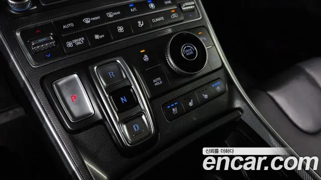 Hyundai Santa Fe — Фото автомобиля 12