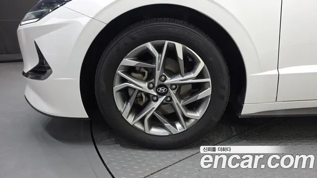 Hyundai Sonata Sonata (DN8) 2.0 LPG(Для проката) — Фото автомобиля 5