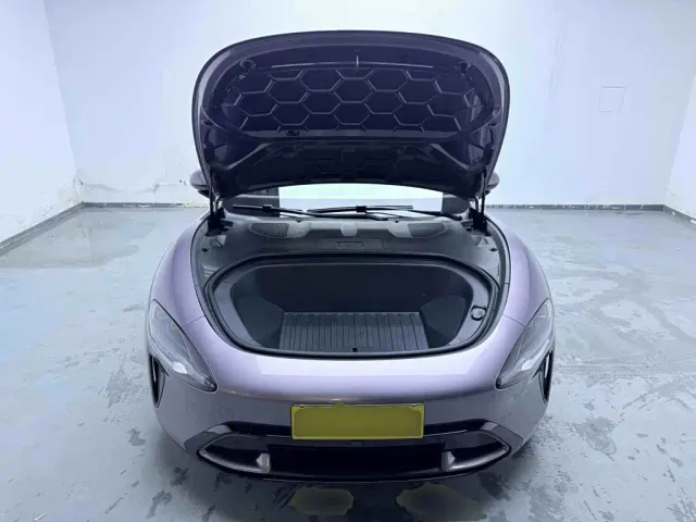 Xiaomi SU7 — Фото автомобиля 18