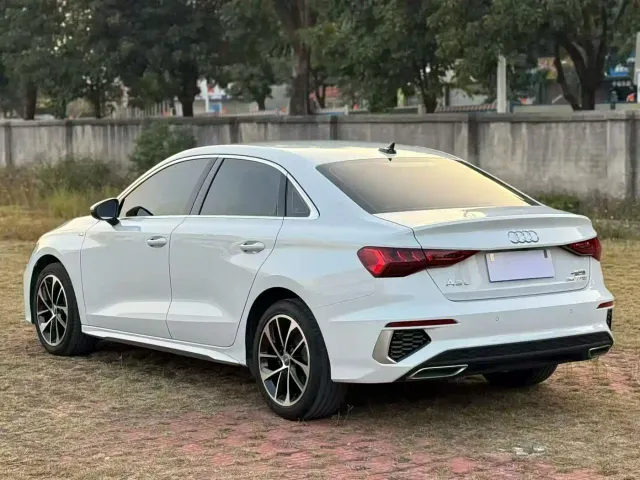 Audi A3 — Фото автомобиля 9