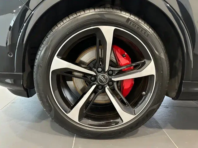 Audi Q7 — Фото автомобиля 15