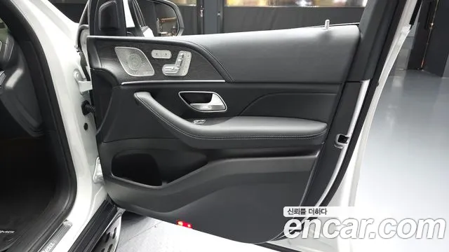 Mercedes-Benz GLS-Class — Фото автомобиля 22