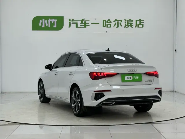 Audi A3 — Фото автомобиля 4