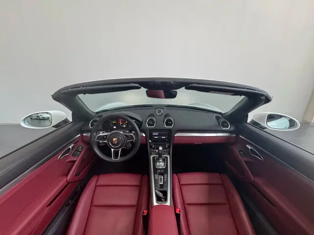 Porsche 718 — Фото автомобиля 7