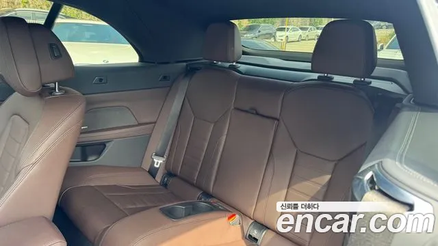 BMW 4 Series G22 — Фото автомобиля 12