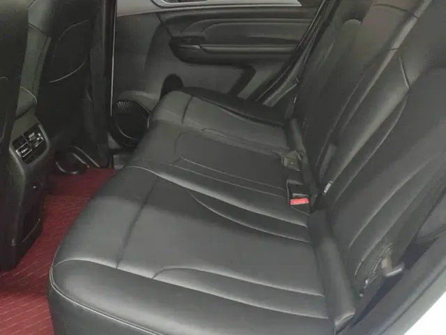Haval M6 — Фото автомобиля 16