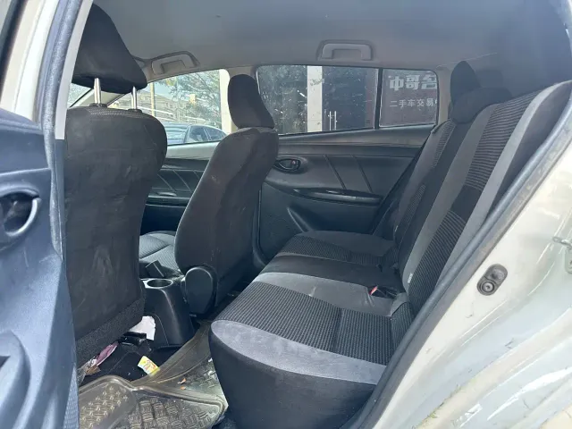 Toyota Vios FS — Фото автомобиля 8