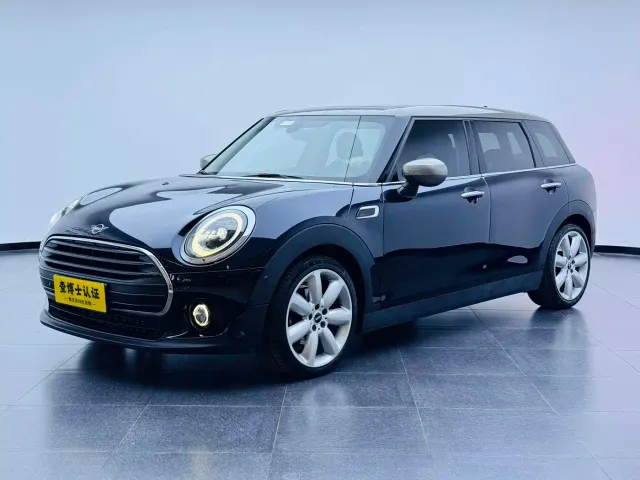 Фотография автомобиля — MINI Clubman