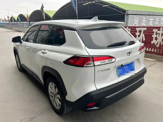 Toyota Frontlander — Фото автомобиля 4