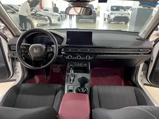 Honda Civic — Фото автомобиля 5