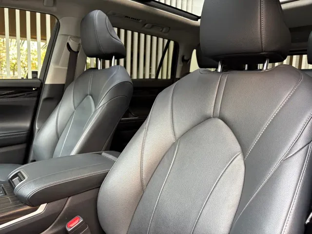 Toyota Highlander — Фото автомобиля 10