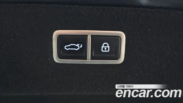 Genesis G90 Бензин 3.5 турбо AWD — Фото автомобиля 15