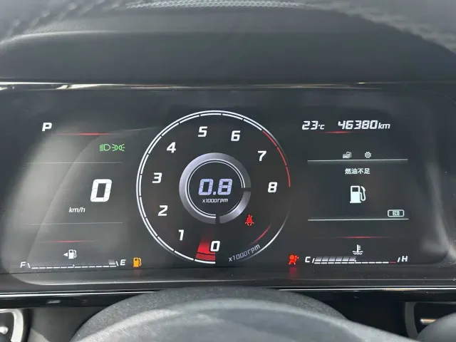 Hyundai Elantra — Фото автомобиля 23