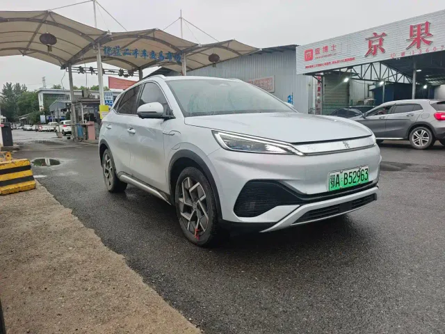 BYD Yuan PLUS — Фото автомобиля 3
