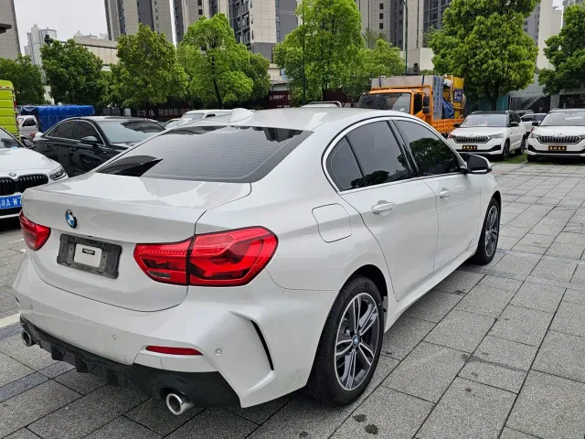 BMW 1 Series — Фото автомобиля 10