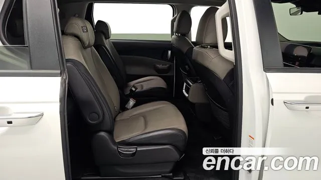 Kia Carnival 4th Gen — Фото автомобиля 12