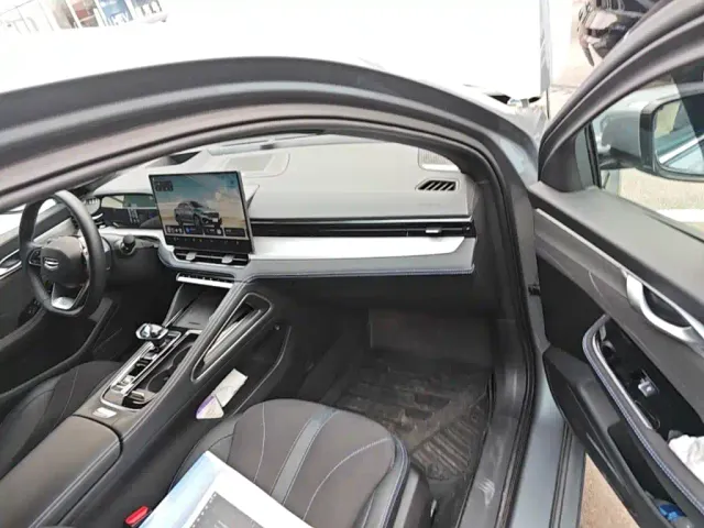 Geely Xingrui — Фото автомобиля 8