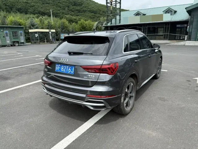 Audi Q3 — Фото автомобиля 4